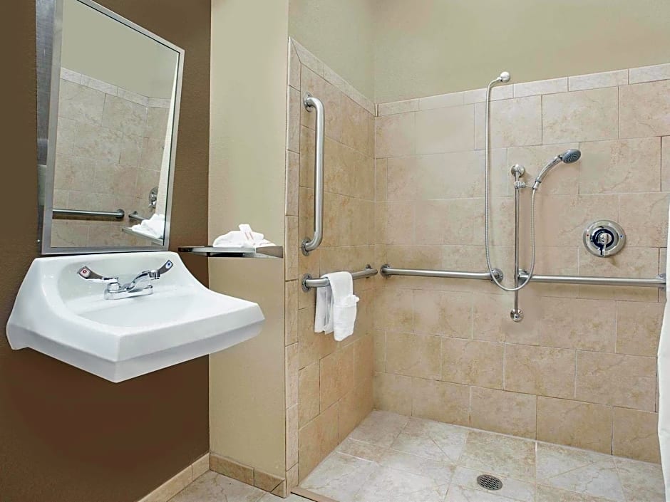 Microtel Inn & Suites By Wyndham Mansfield
