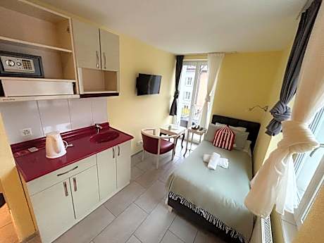 Single Room with Private Bathroom