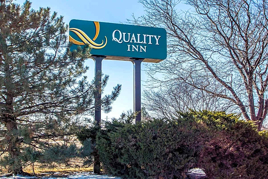 Quality Inn Elgin I-90