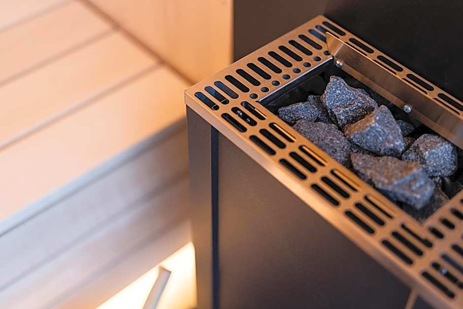 Max Mountain Apartments