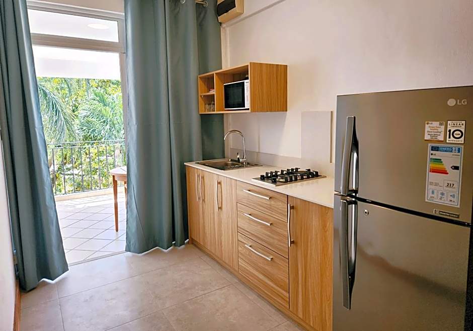 La Perla Holiday Apartments