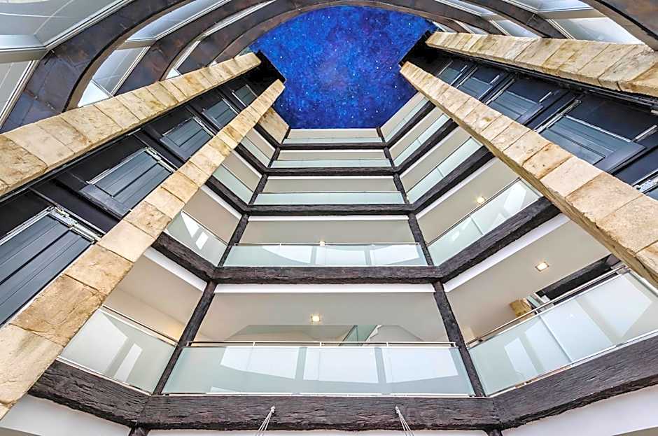 Exe Cunit Suites & Spa