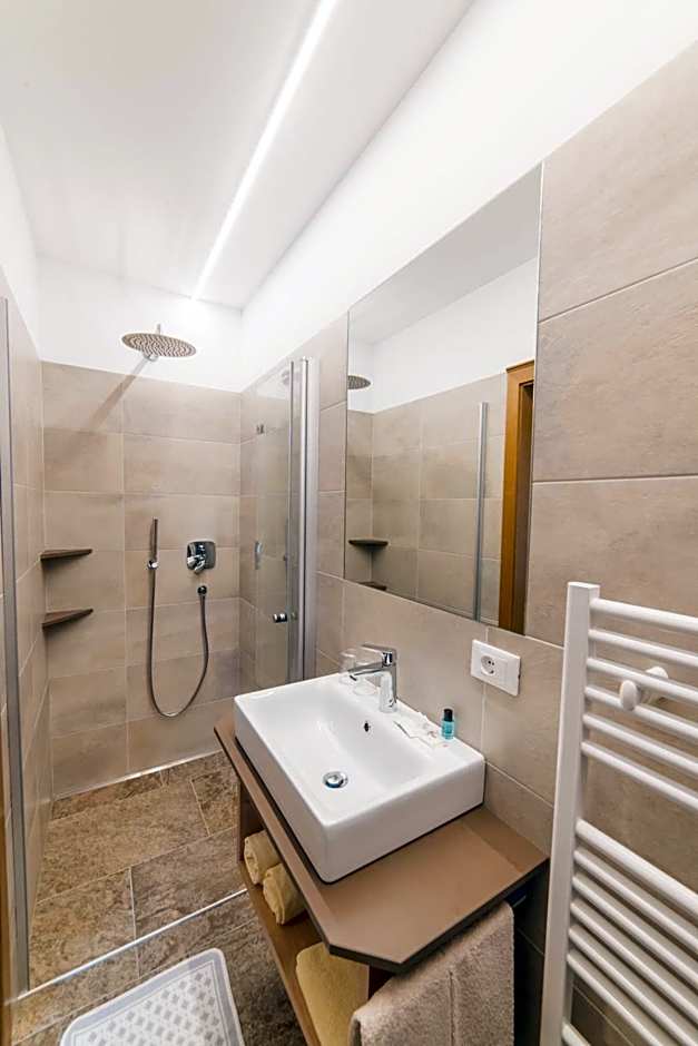 Pension Apartments Pardell