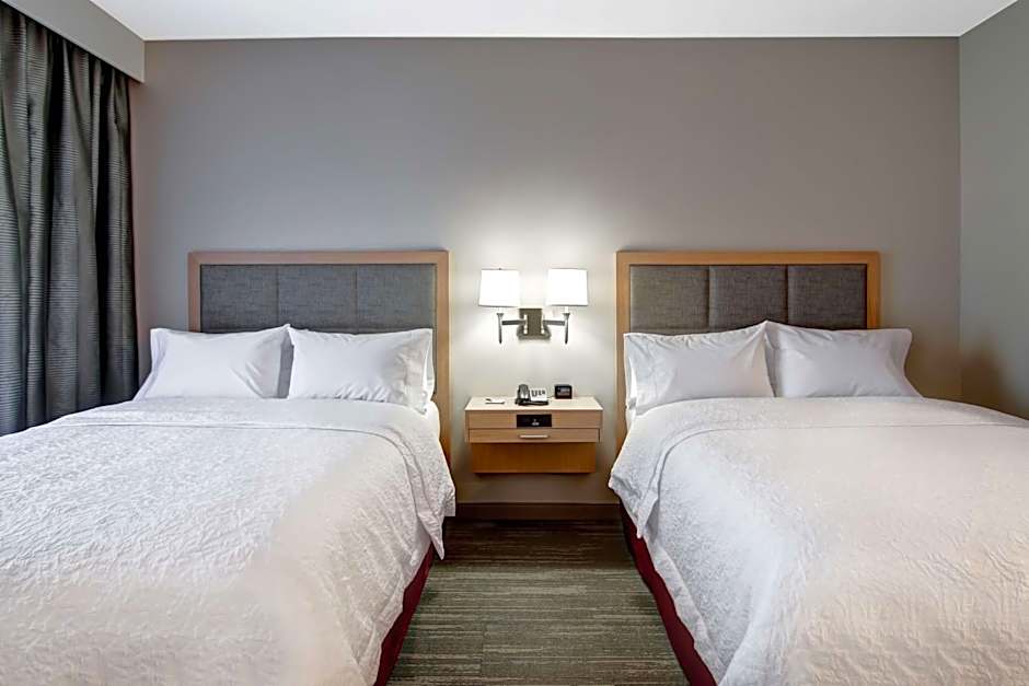 Hampton Inn By Hilton & Suites Grande Prairie, Alberta, Canada