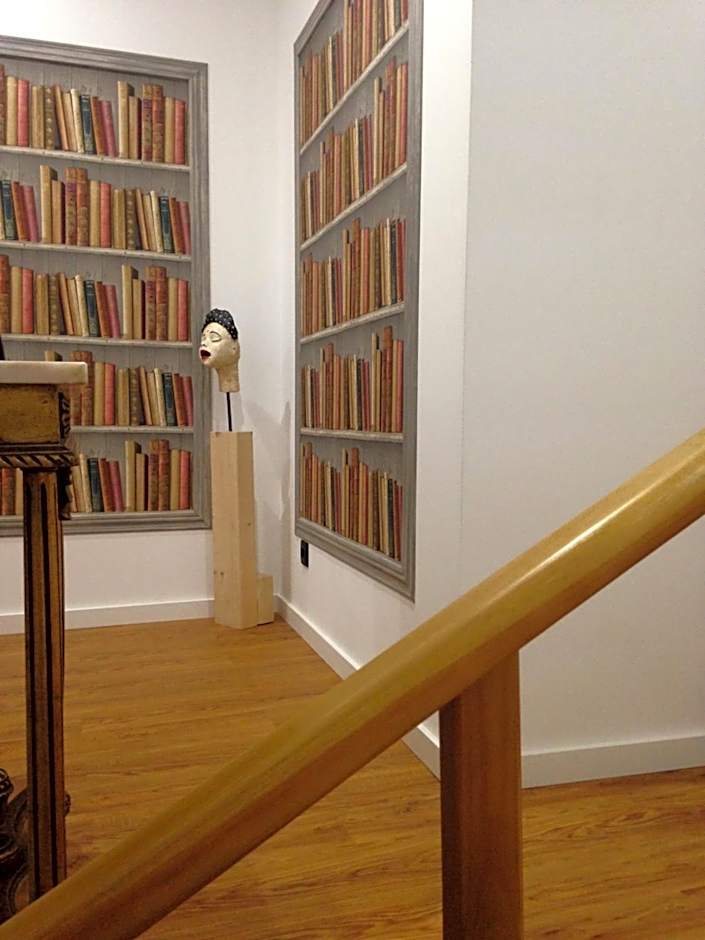 Largo da Rainha, Guesthouse