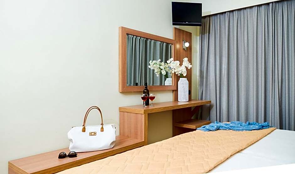 Ilios Hotel, Adults Only