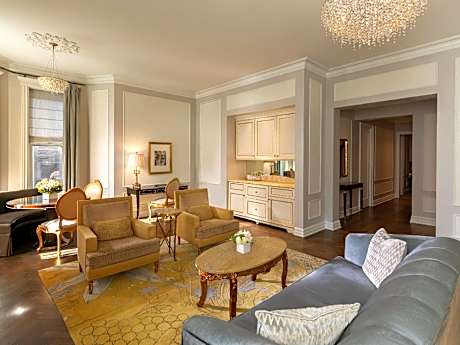 Vanderbilt Two-Bedroom King Suite with Butler