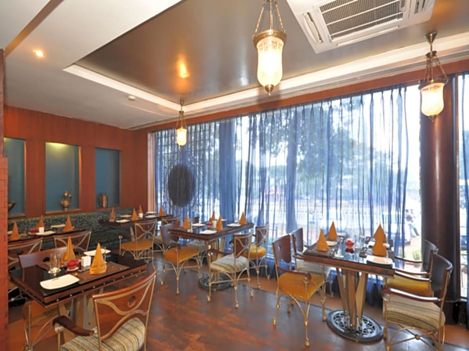 The New Marrion Hotel