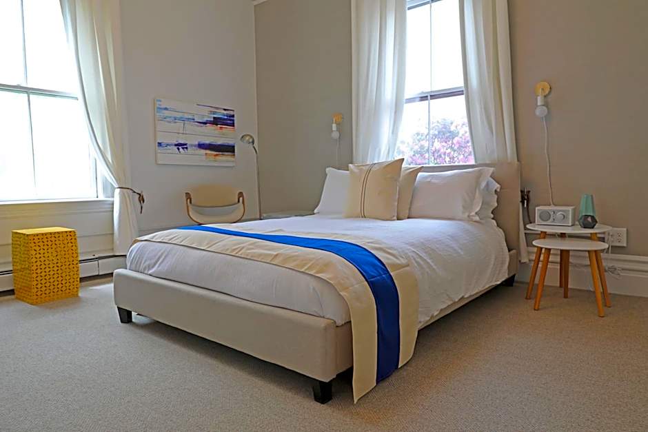 The Hotel Marblehead