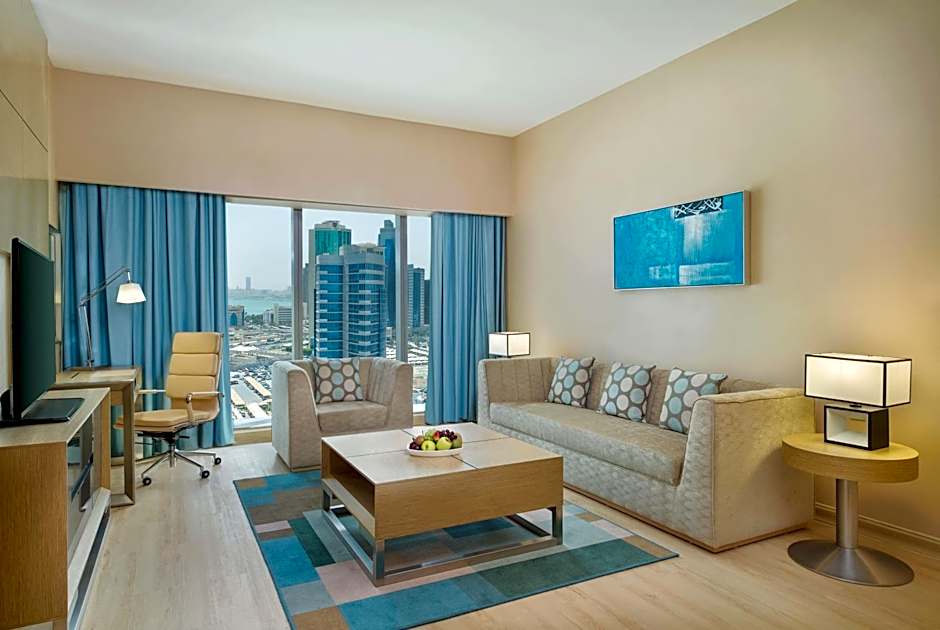 Photo 1 of 3 of Executive Suite, Smoking