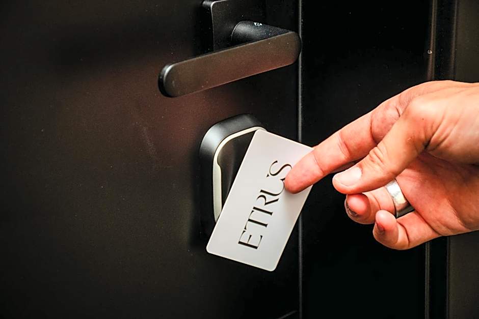 Etrus - Boutique Room & Rooftop