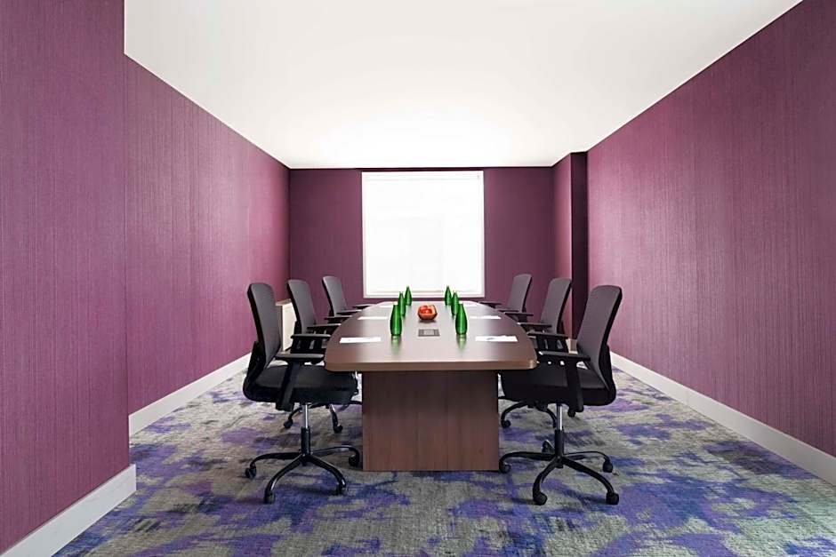 Hilton Garden Inn Calgary Airport