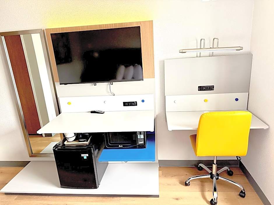 Microtel Inn & Suites By Wyndham Sioux Falls