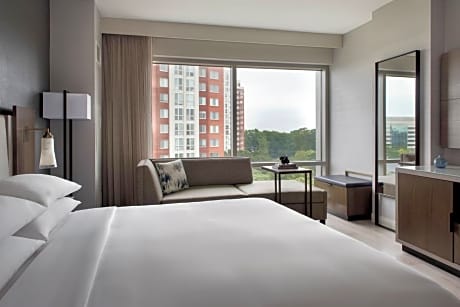 King Room - Hearing Accessible