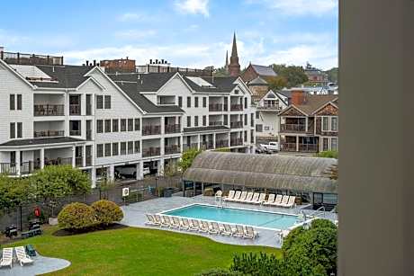 Wyndham Newport Onshore