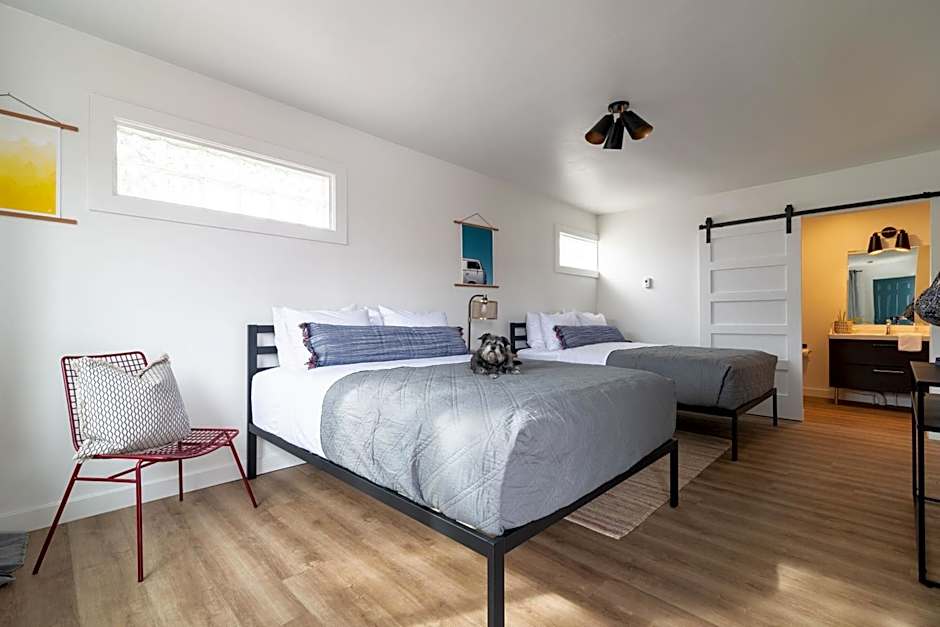 Spoke and Vine Motel