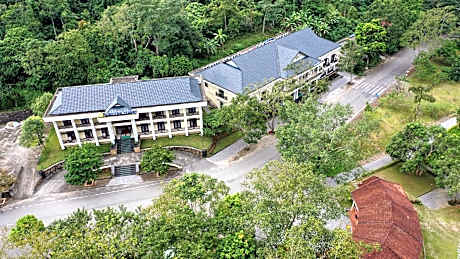 Sai Gon - Ba Be Resort (A member of Saigontourist Group)