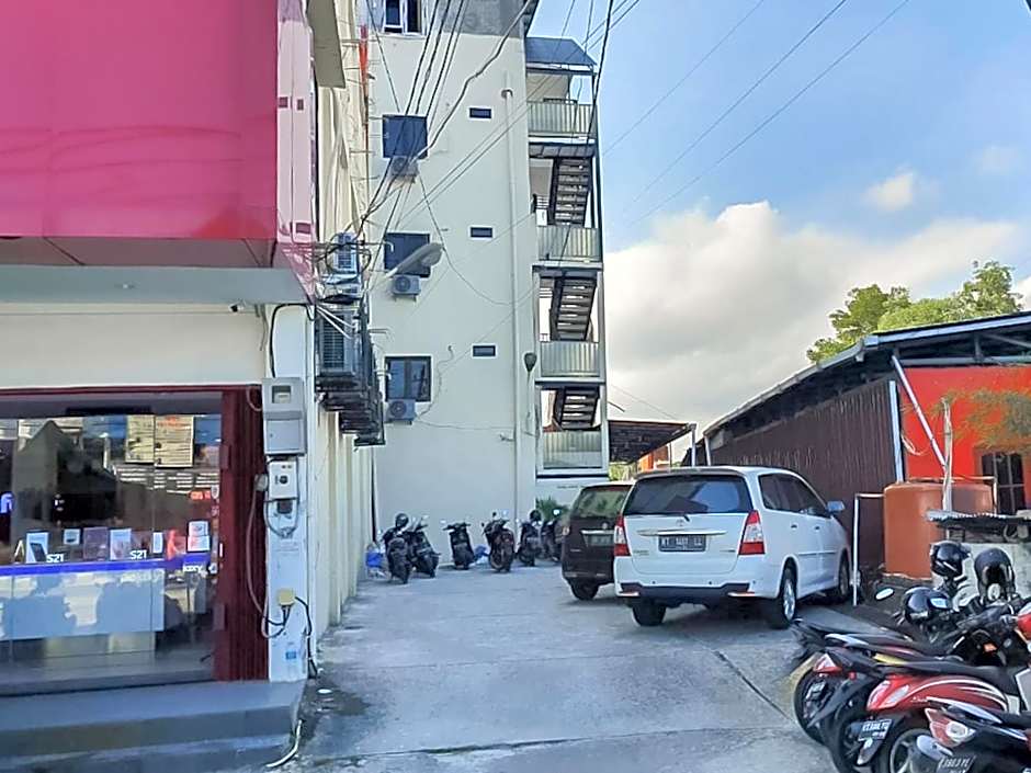 RedDoorz Plus at Pelita Guest House Balikpapan