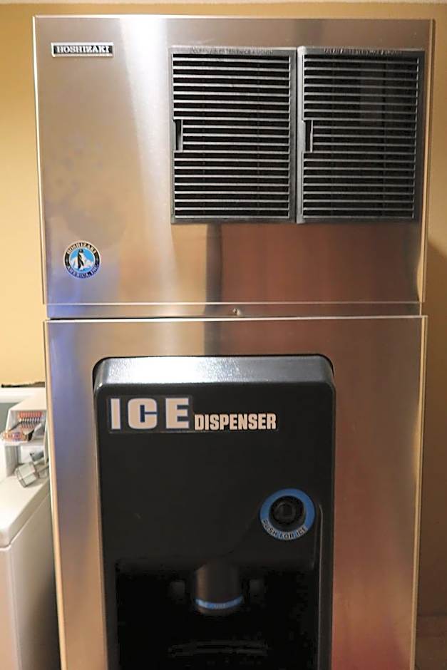 West Worth Inn & Suites White Settlement