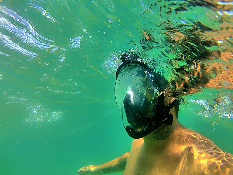 Gênesis Beach Hostel! Quartos compartilhados e privativos na Pinheira
