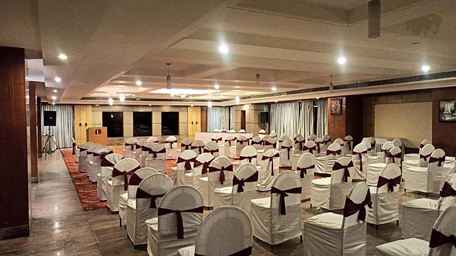 Lords Plaza-Ankleshwar