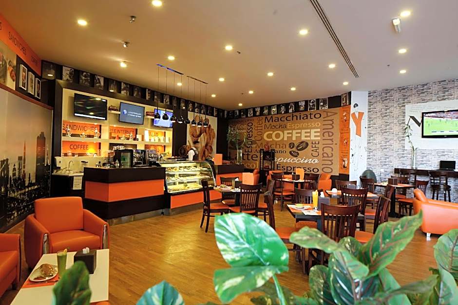 Golden Tulip Hail Hotel