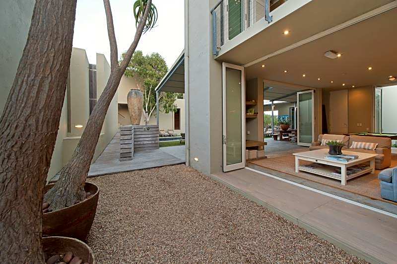 Mosselberg On Grotto Beach Boutique Villa