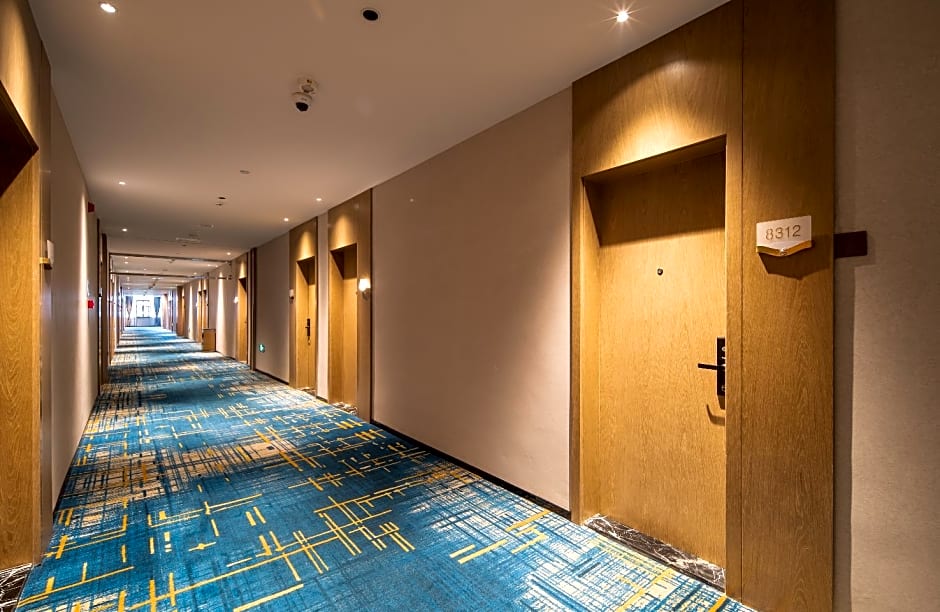 Echarm Hotel Luoyang Yiyang