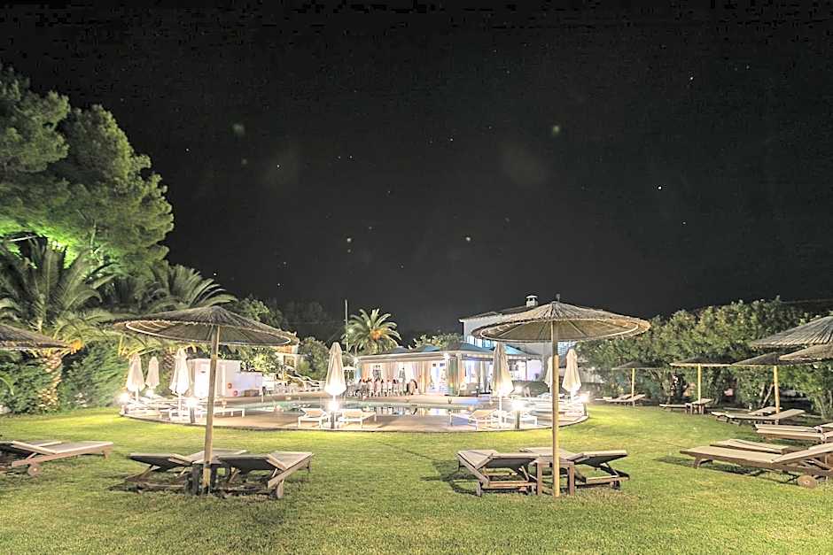 Mandraki Village Boutique Hotel