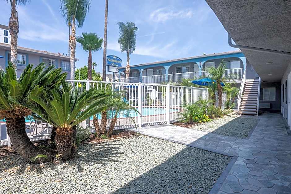 Hollywood City Inn