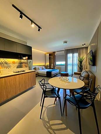 Flat PRAIA Home Experience Dante Michelini