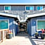 Inn At Moss Landing Point