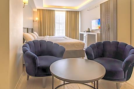 Superior Family Room