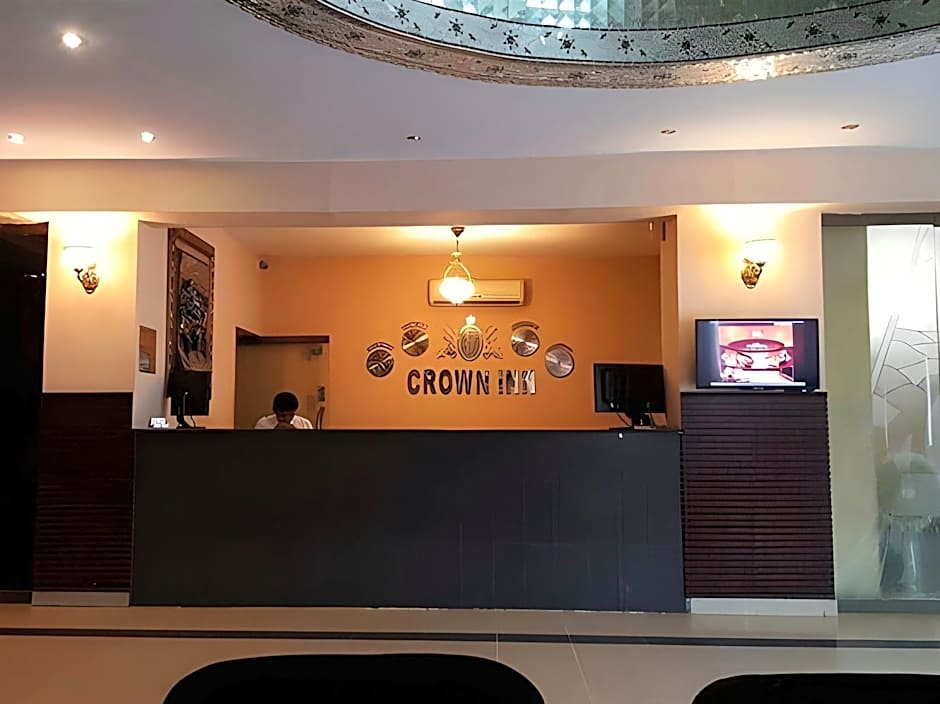 Hotel Crown Inn