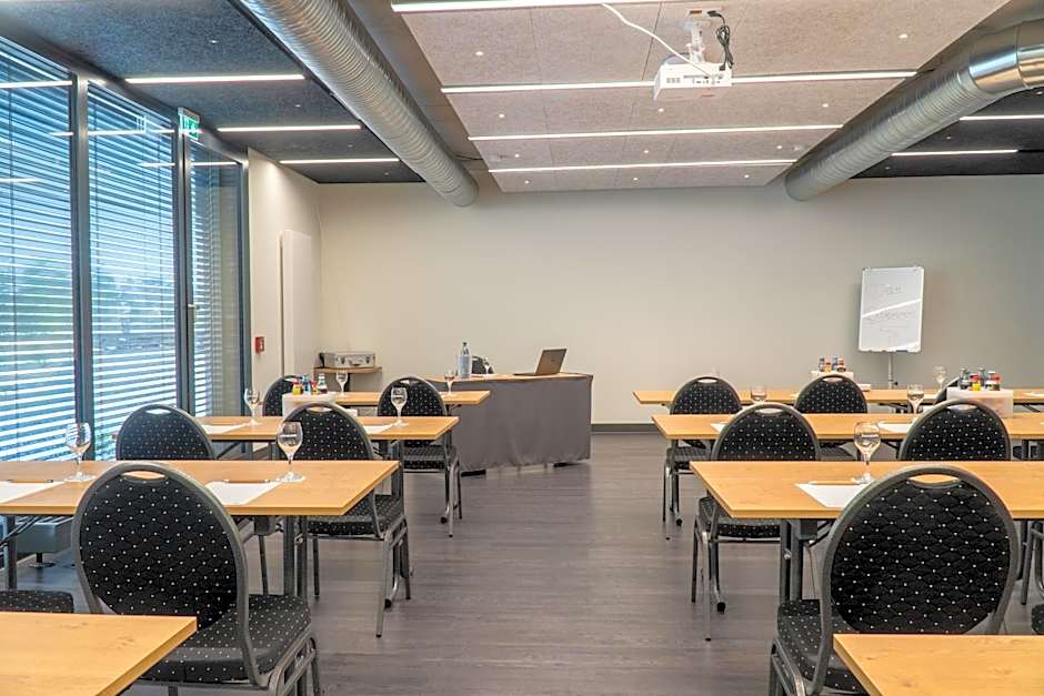 Hotel DEJANIL Hannover Burgdorf