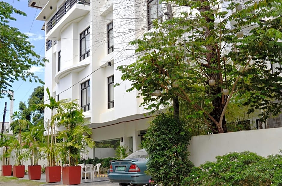 Ipil Suites Puerto Princesa