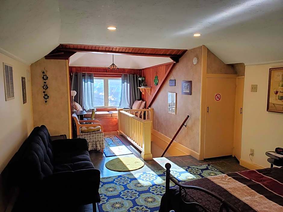Natalie House