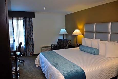 King Room with Bathtub - Disability Access/Non-Smoking