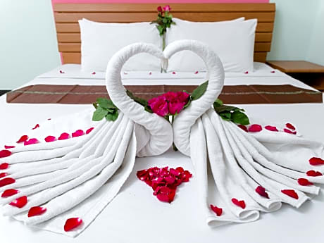 The Garden Place Bangkok (Ngamwongwan)