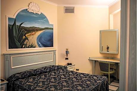 1-Bedroom Sea and City View Apartment
