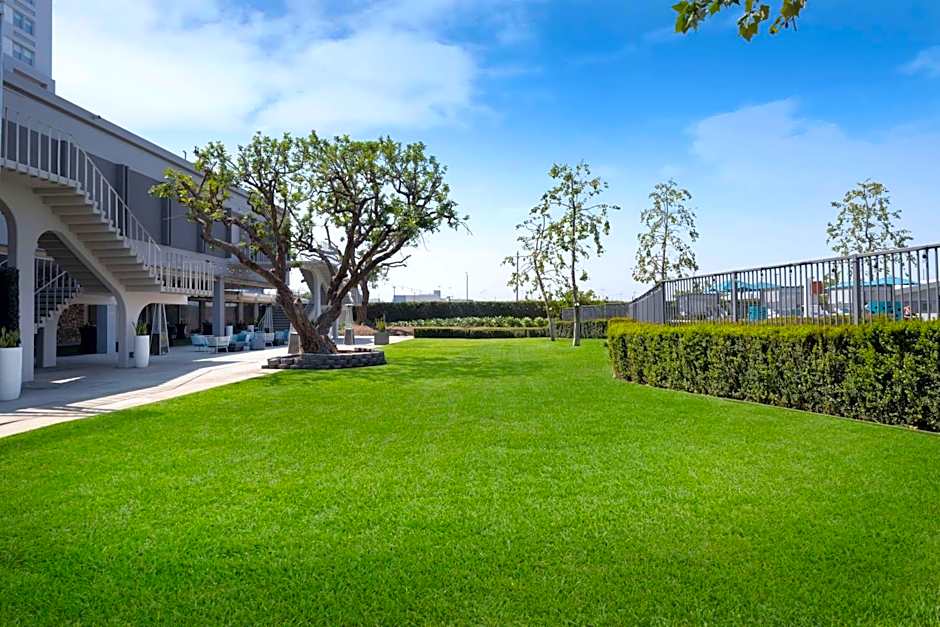 Hyatt Regency Los Angeles International Airport