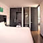 Hotel 104 Art Suites
