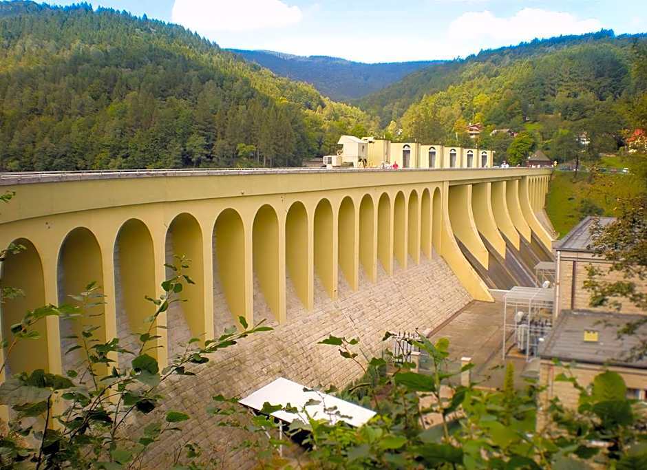 Klimatyczna Chatka u Podnóża Góry