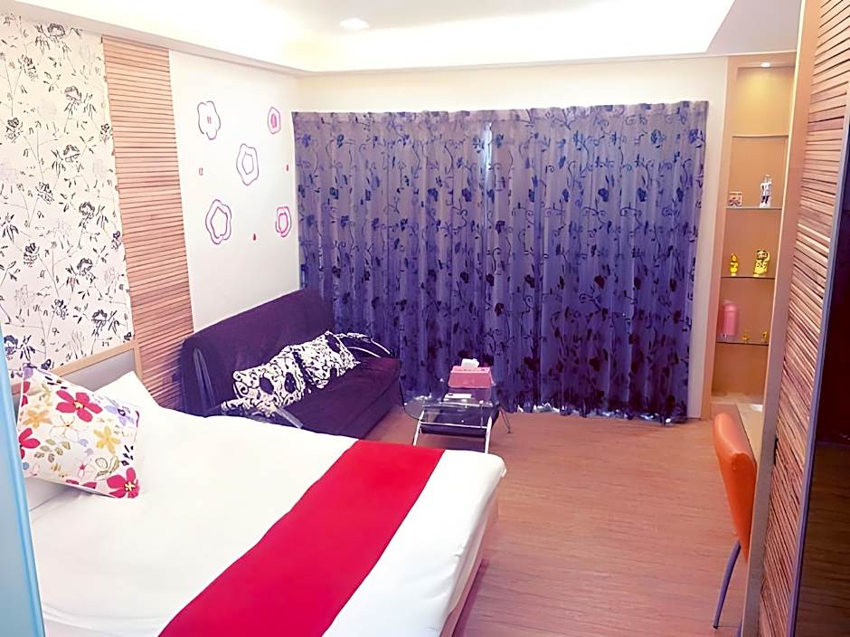85 Asia Hotel