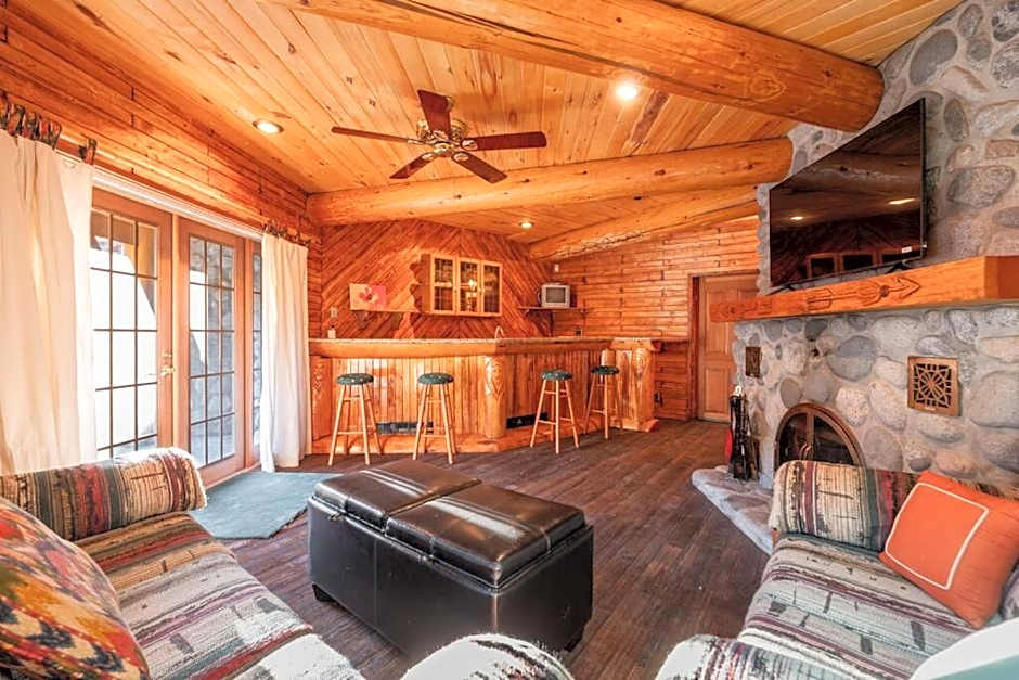 Snowridge Chalet by Outpost Whistler