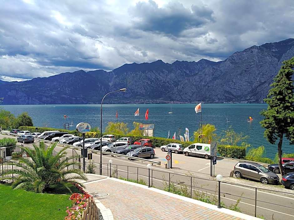 Hotel Oasi Beach