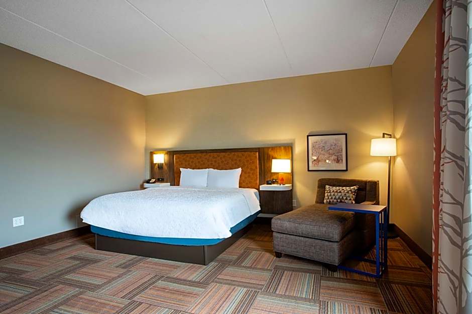 Hampton Inn By Hilton Watertown