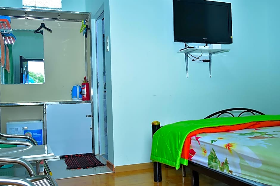 Photo 1 of 5 of Standard 1 Double Bed