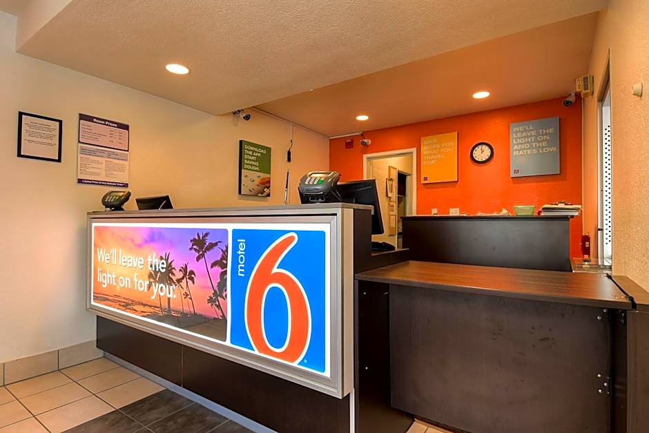 Motel 6-Westminster, CA - South - Long Beach Area