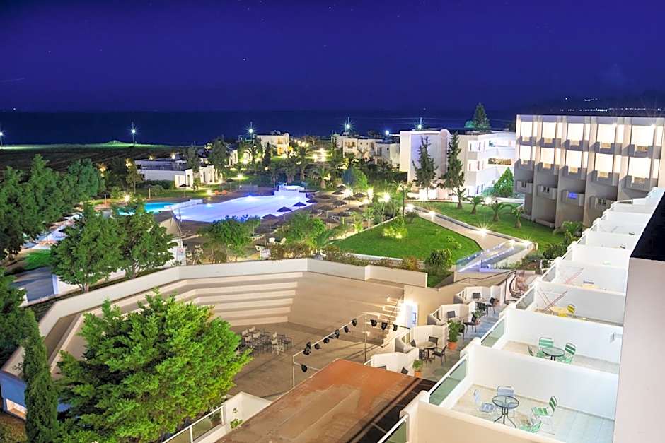 Sovereign Beach Hotel